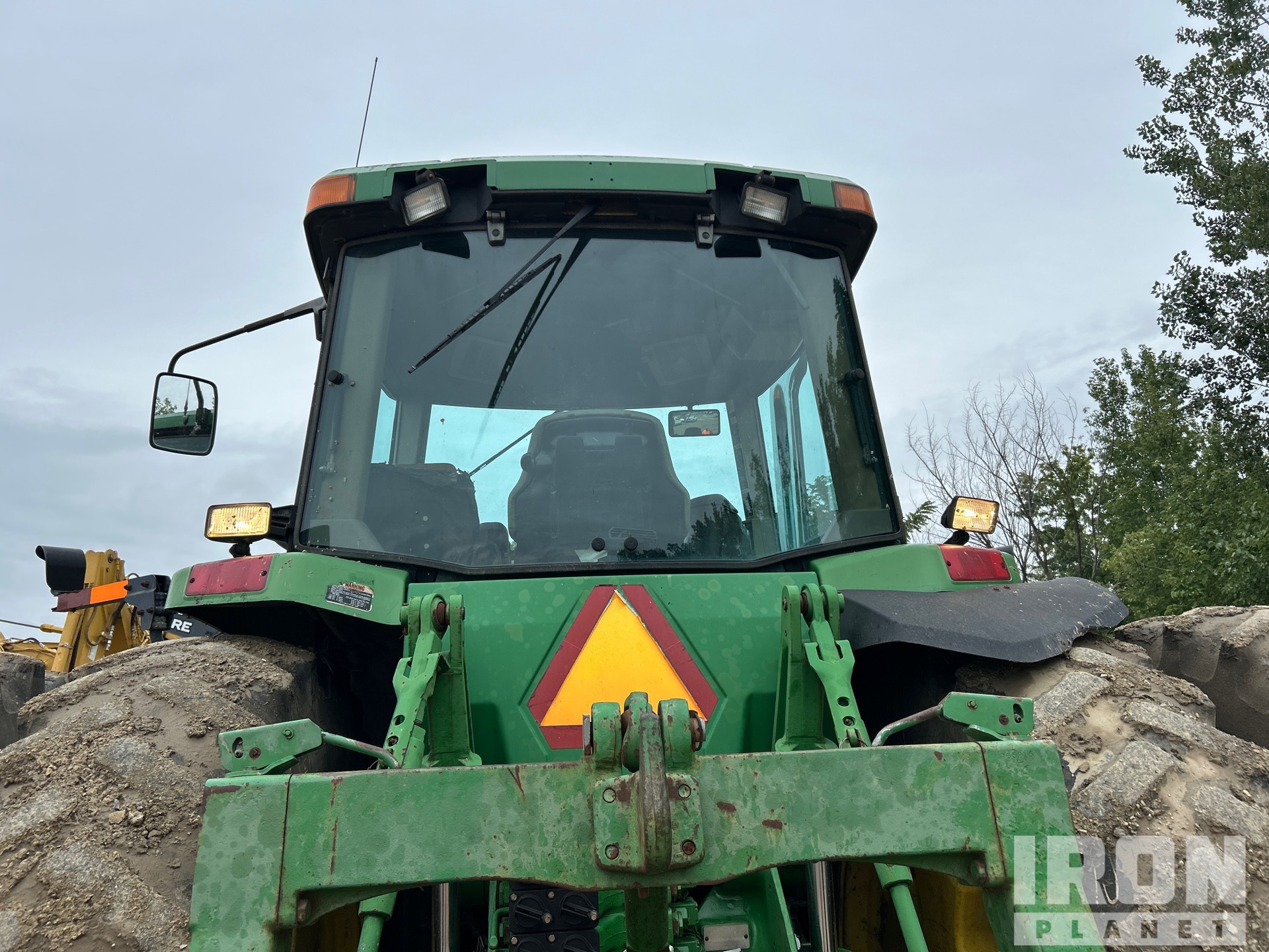 2000 John Deere 8410