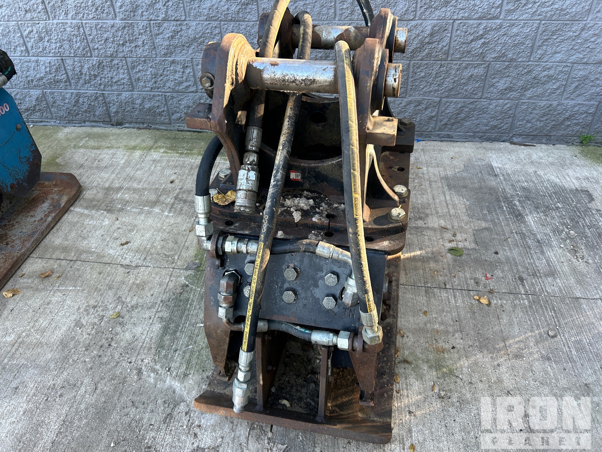 Caterpillar CVP-40
