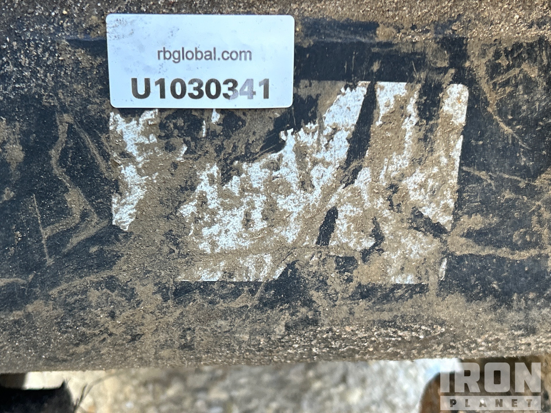 Caterpillar 12 IN CLEANUP