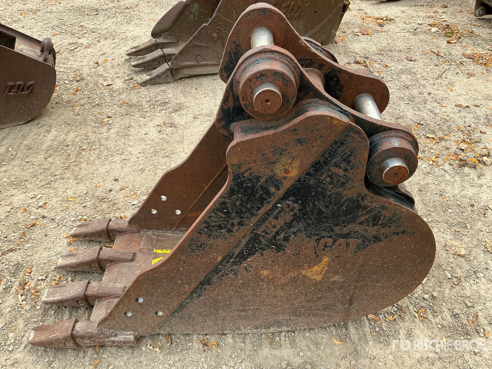 Caterpillar 16 IN - FITS CAT 304