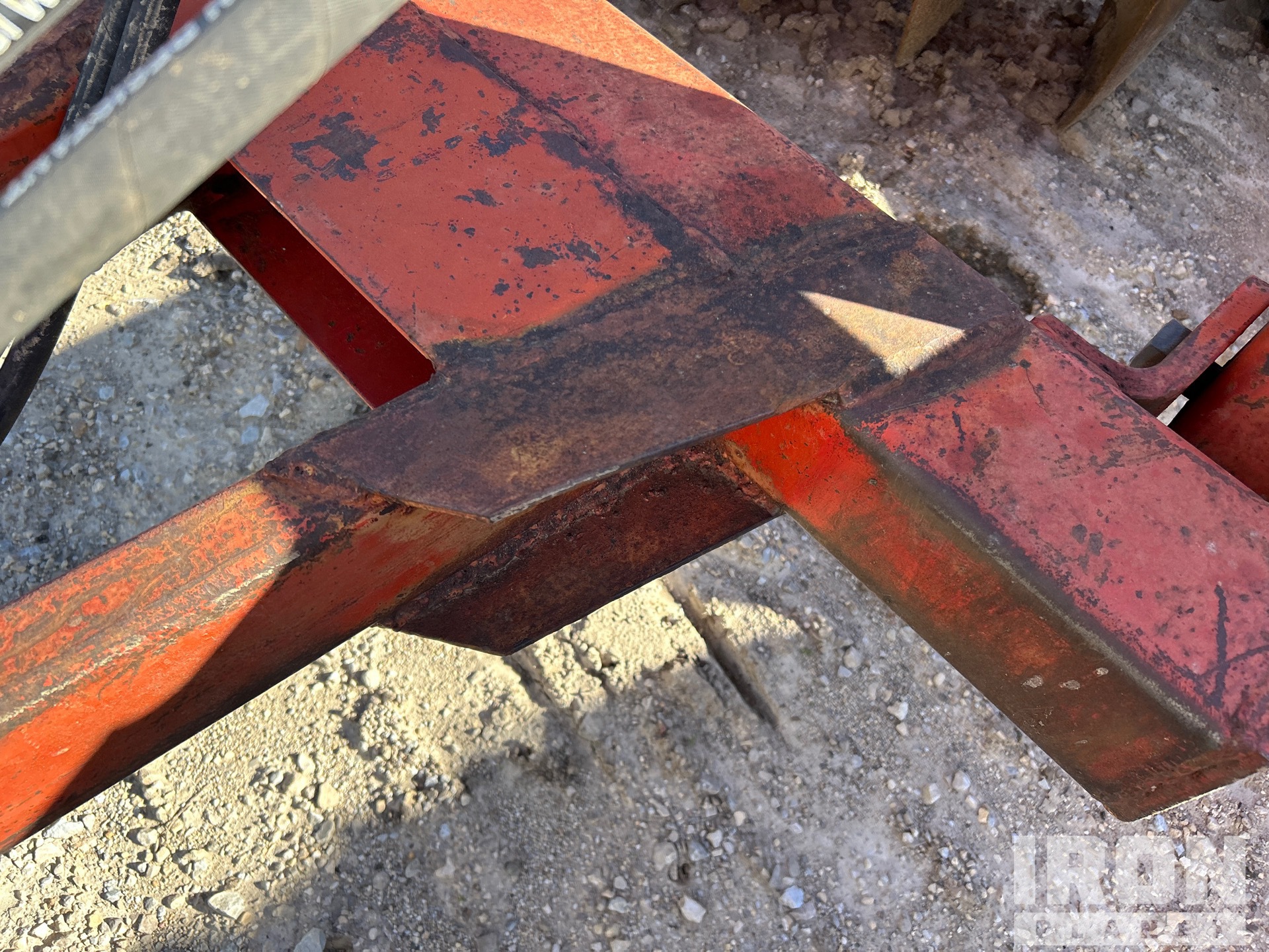Krause 144 IN PIN HITCH TANDEM BREAKING