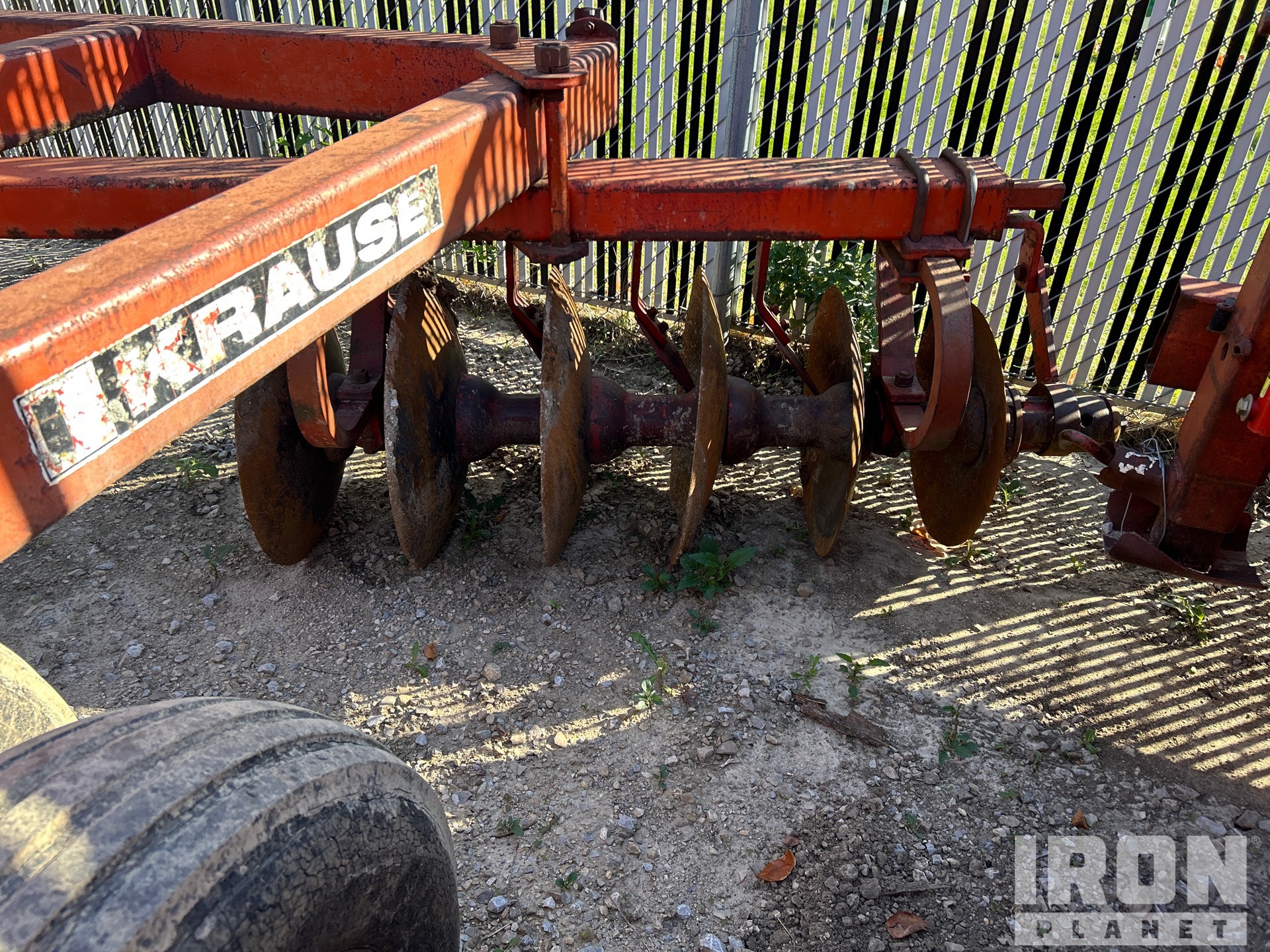 Krause 144 IN PIN HITCH TANDEM BREAKING