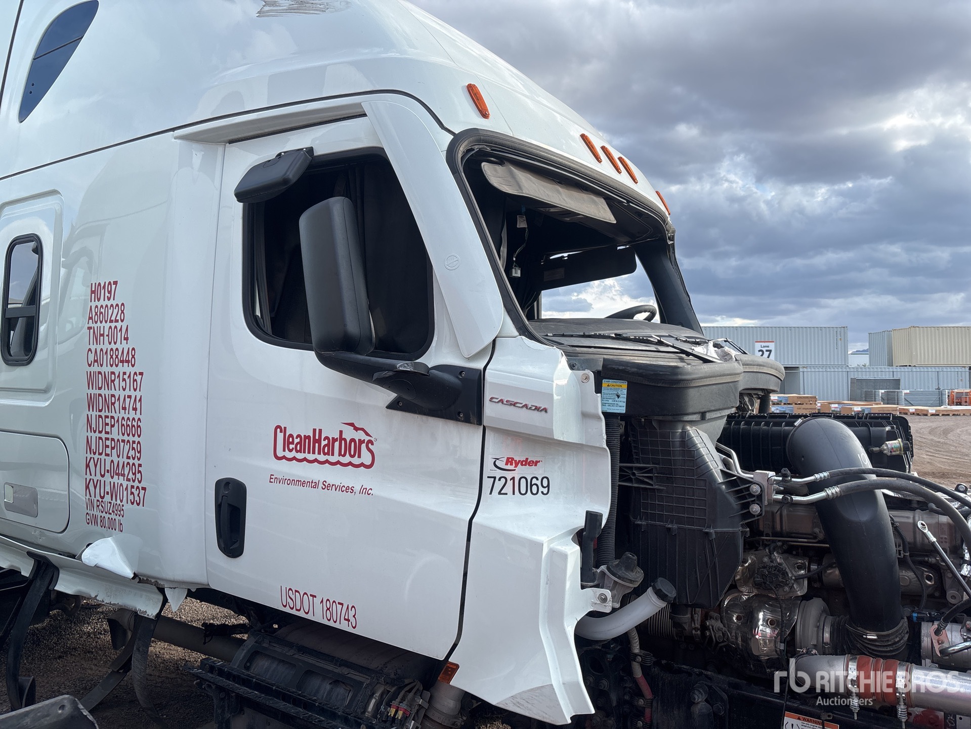2024 Freightliner CASCADIA 126