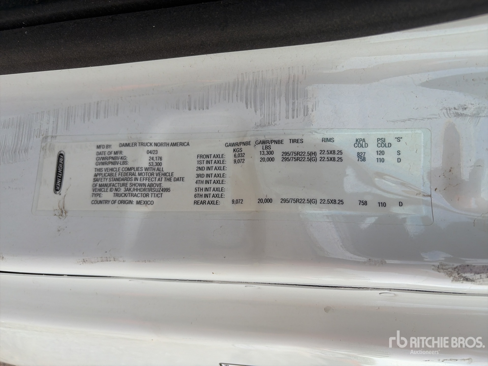 2024 Freightliner CASCADIA 126