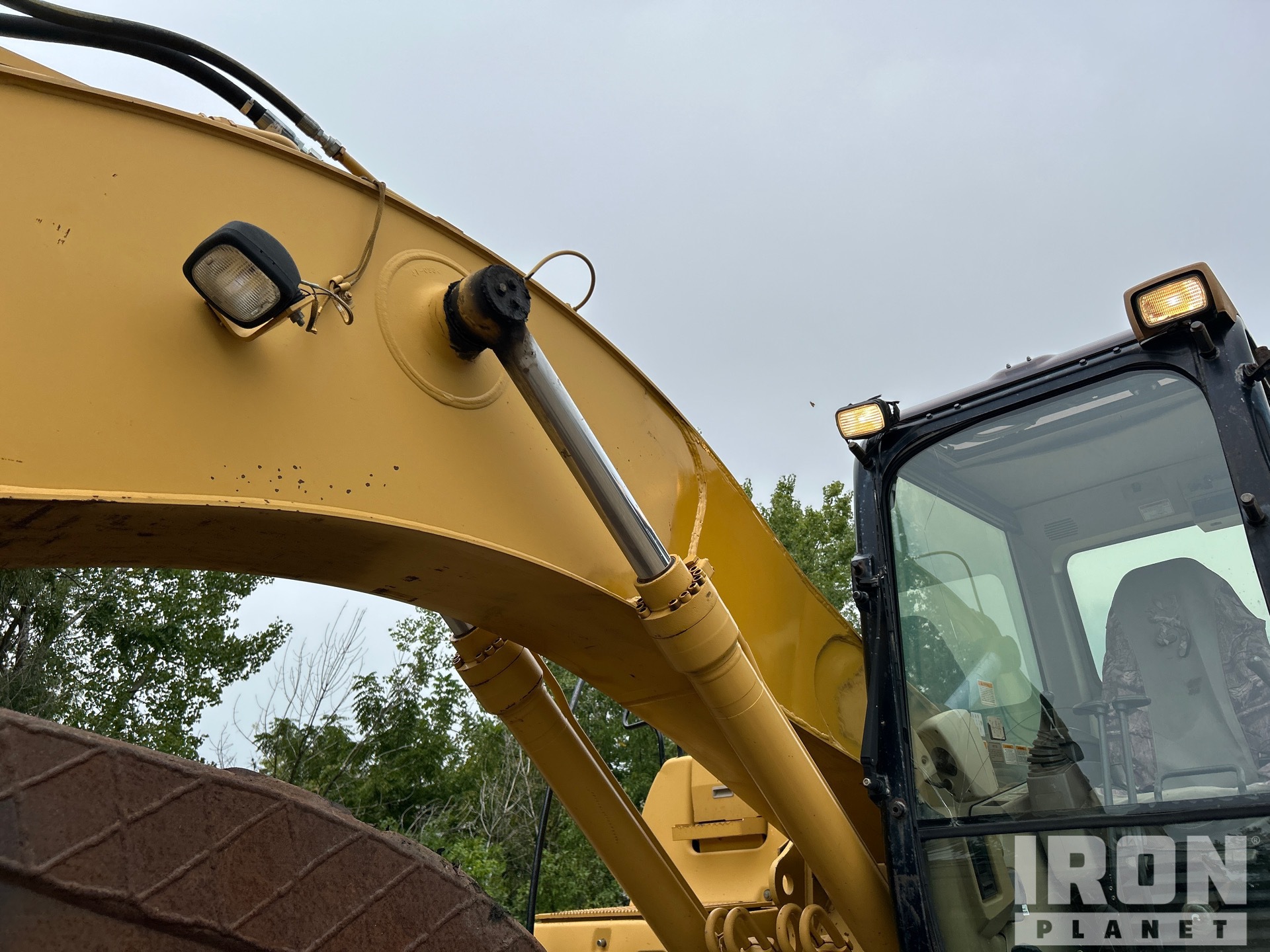 2001 Caterpillar 320C L