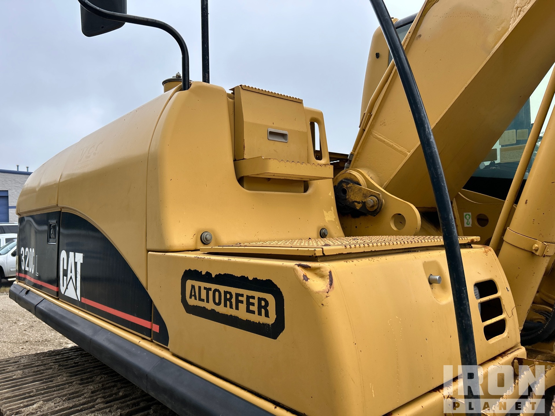 2001 Caterpillar 320C L