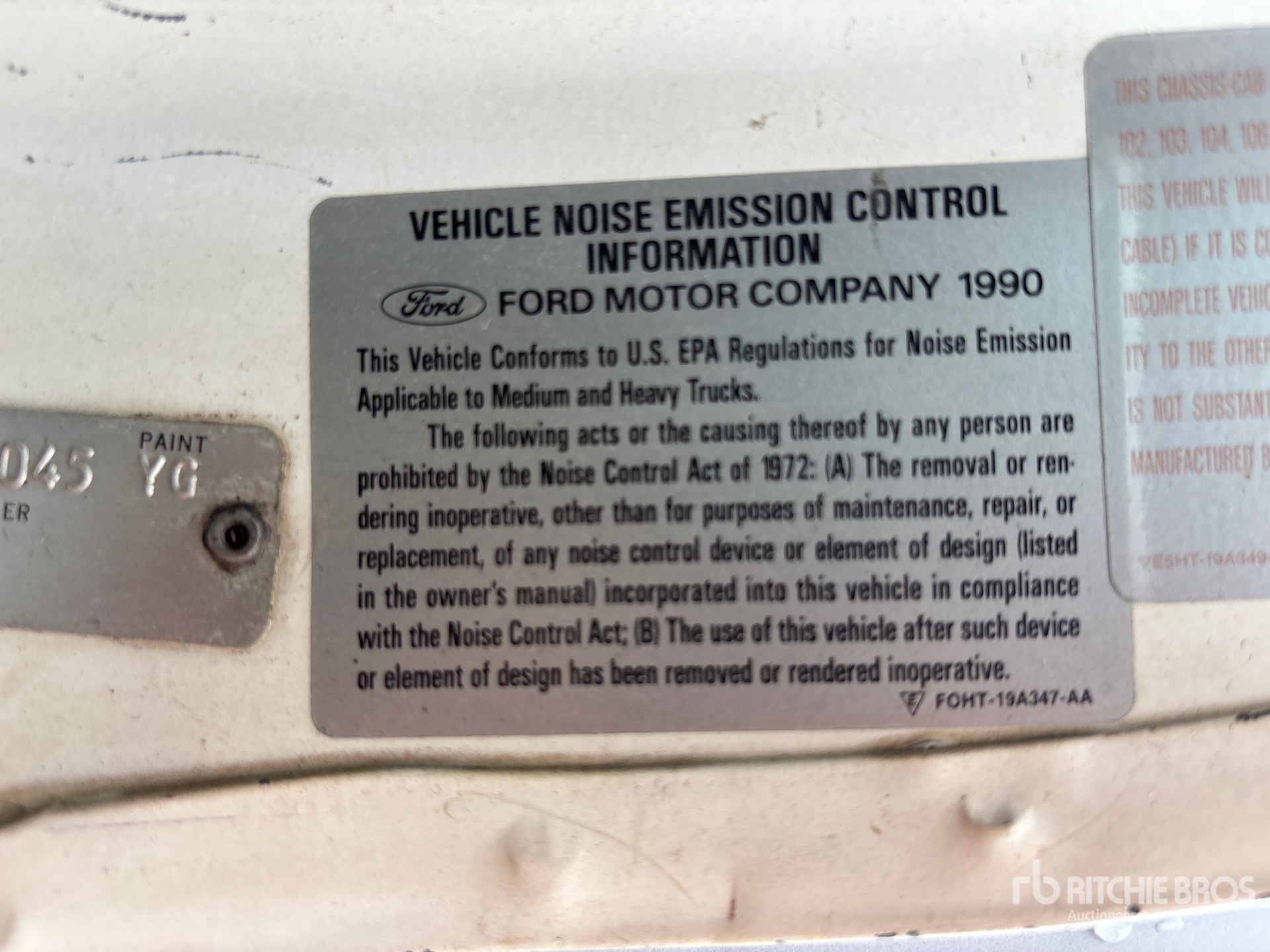 1990 Ford F700