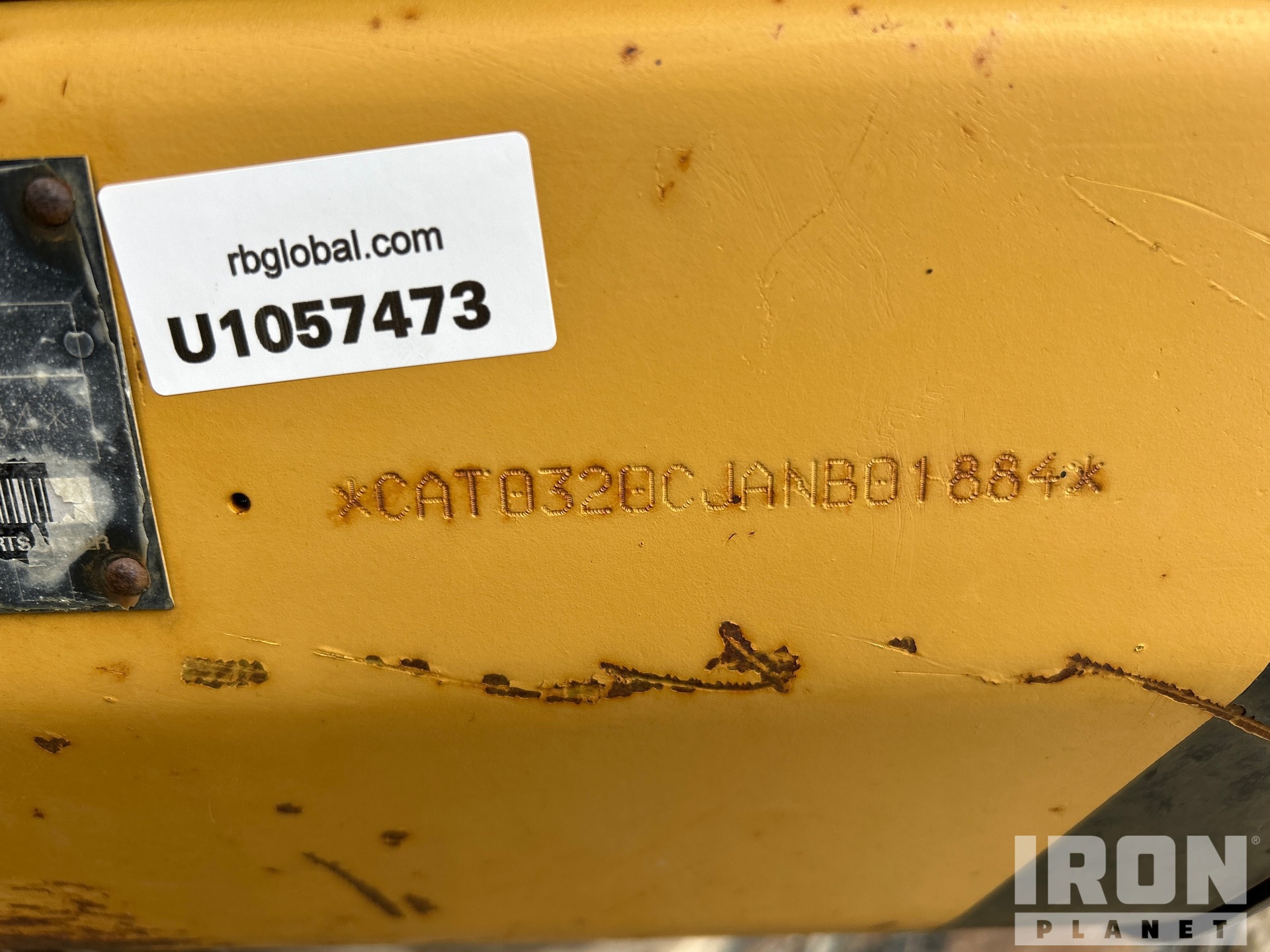 2001 Caterpillar 320C L