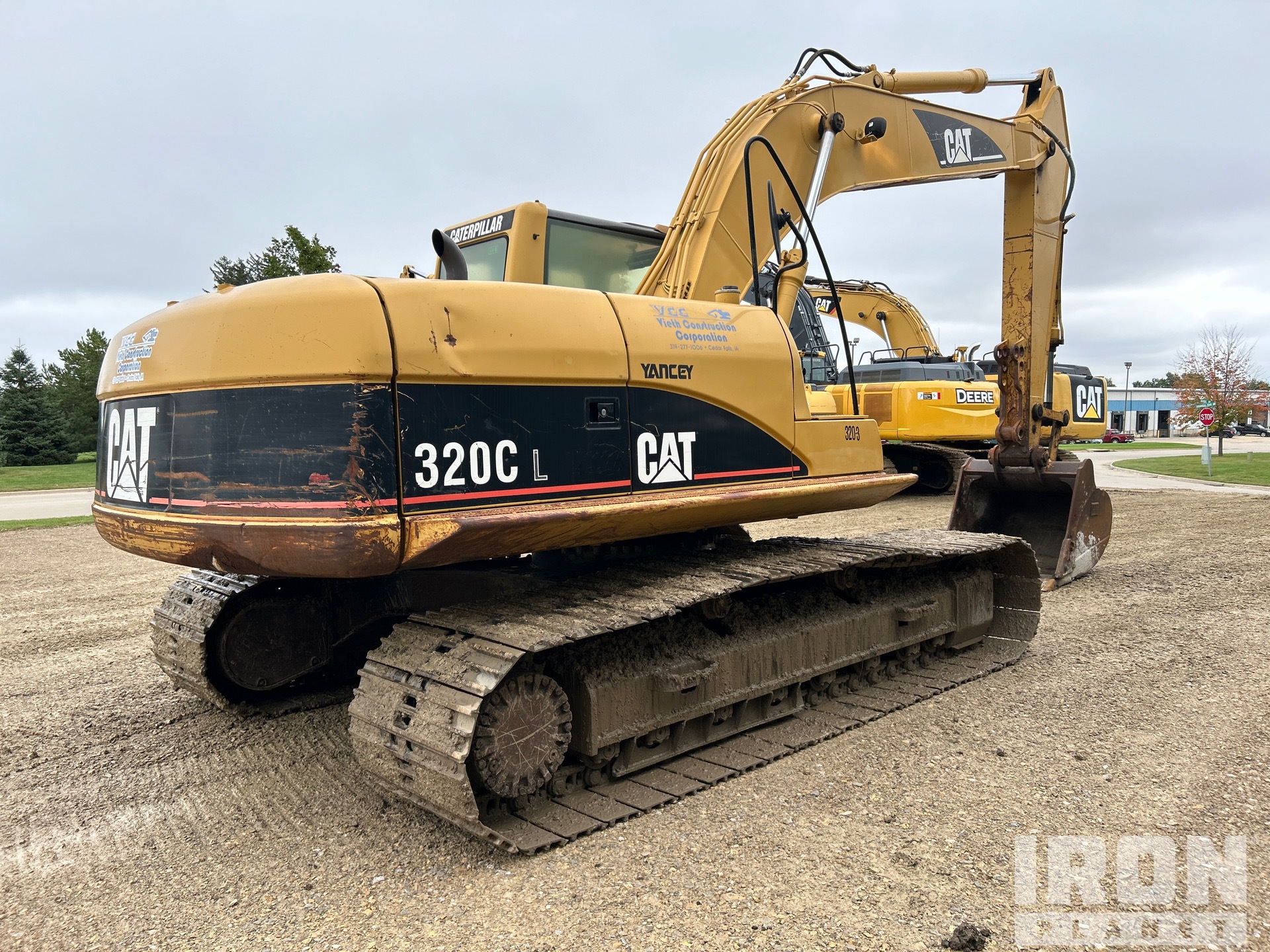 2001 Caterpillar 320C L