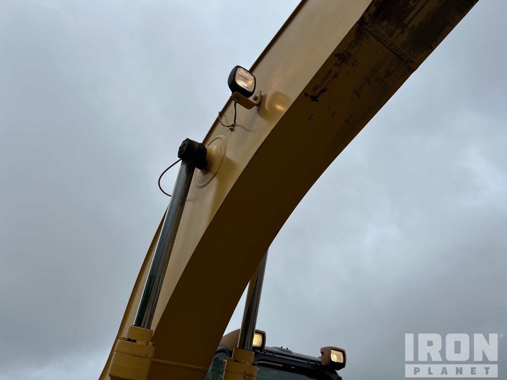 2001 Caterpillar 320C L