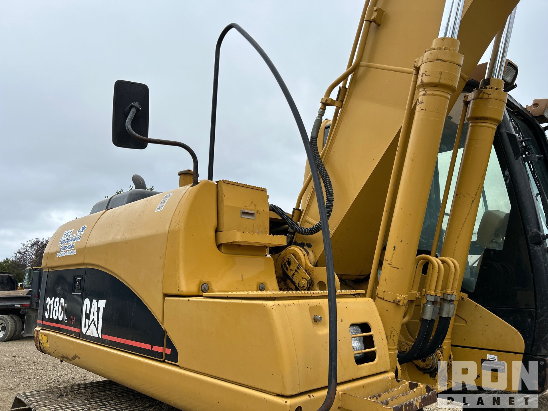 2005 Caterpillar 318C