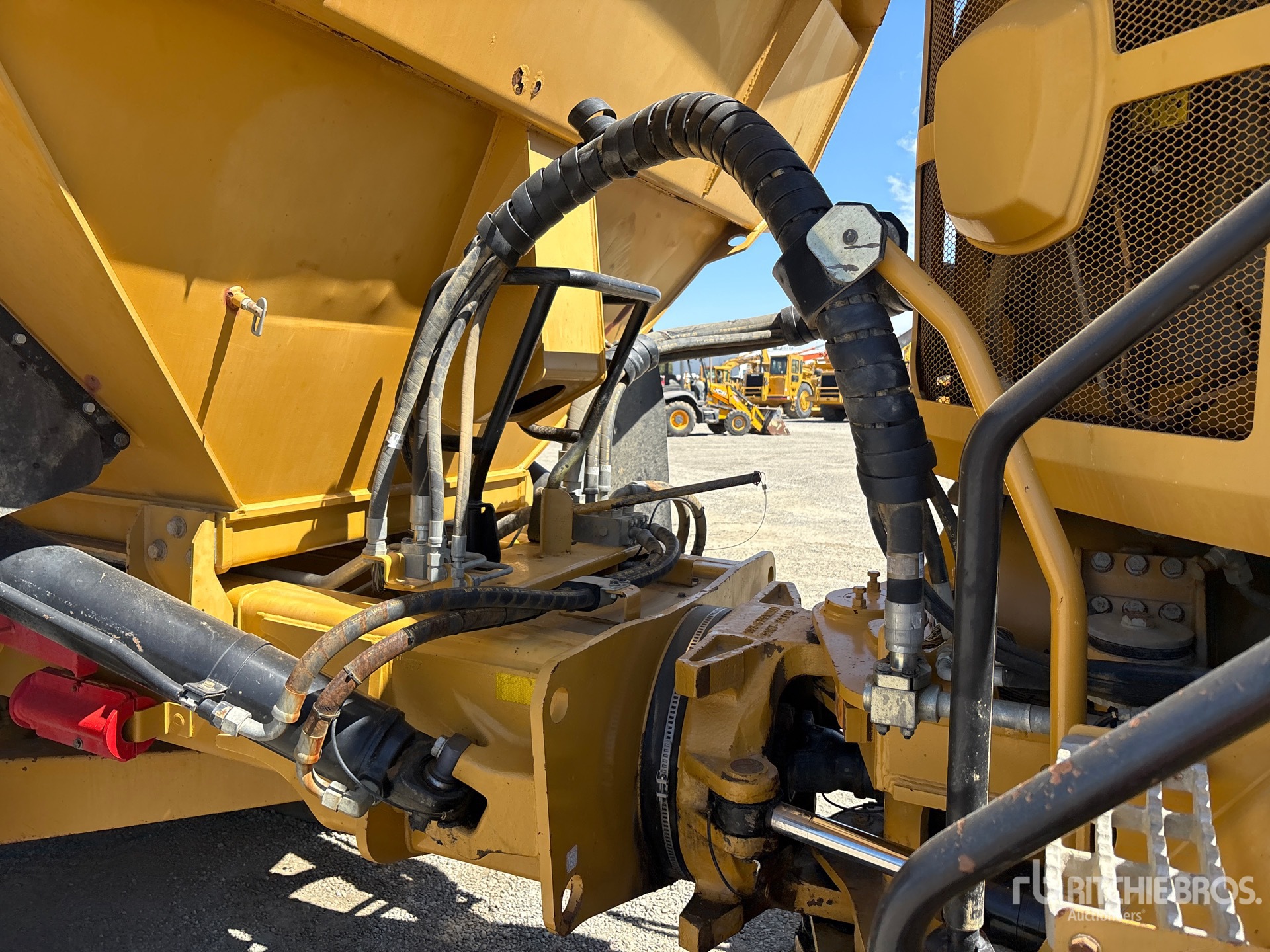2013 Caterpillar 740B