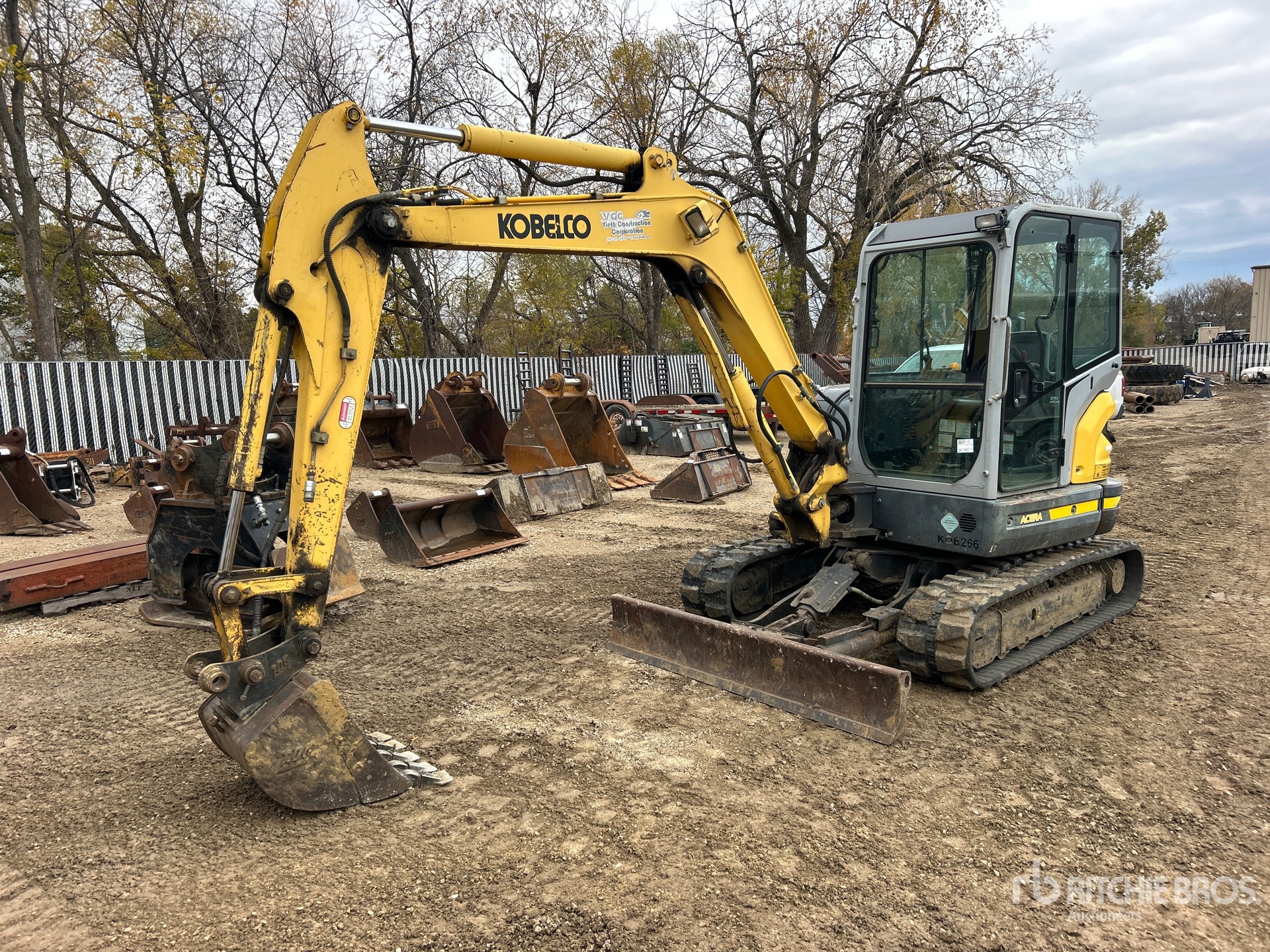 Photo of Kobelco SK55SR-5