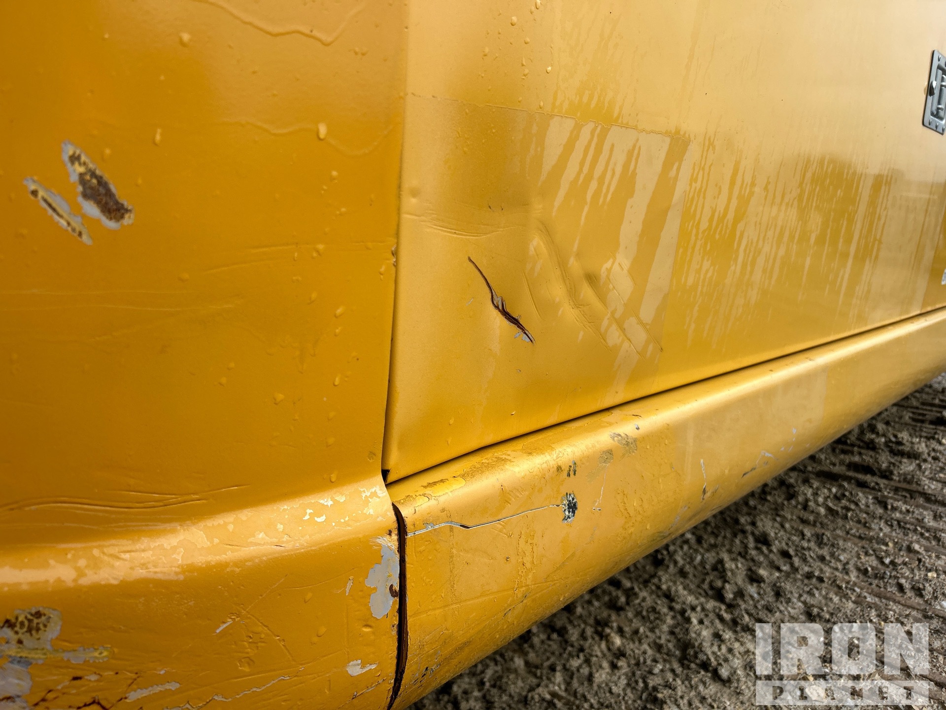 2012 John Deere 180G