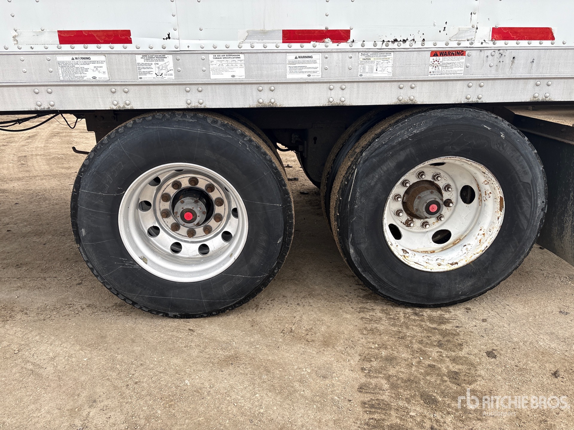 2006 Stoughton 53 FT X 102 IN T/A
