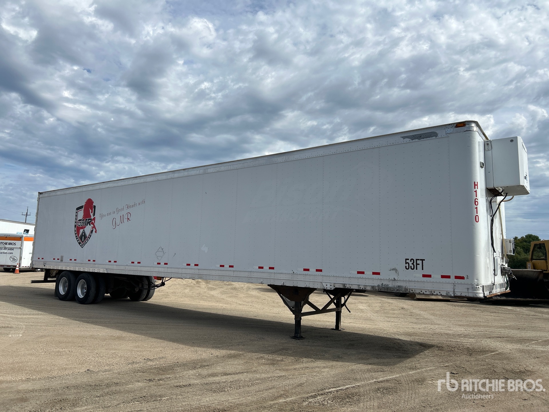 Great Dane 53 FT X 102 IN T/A HEATED