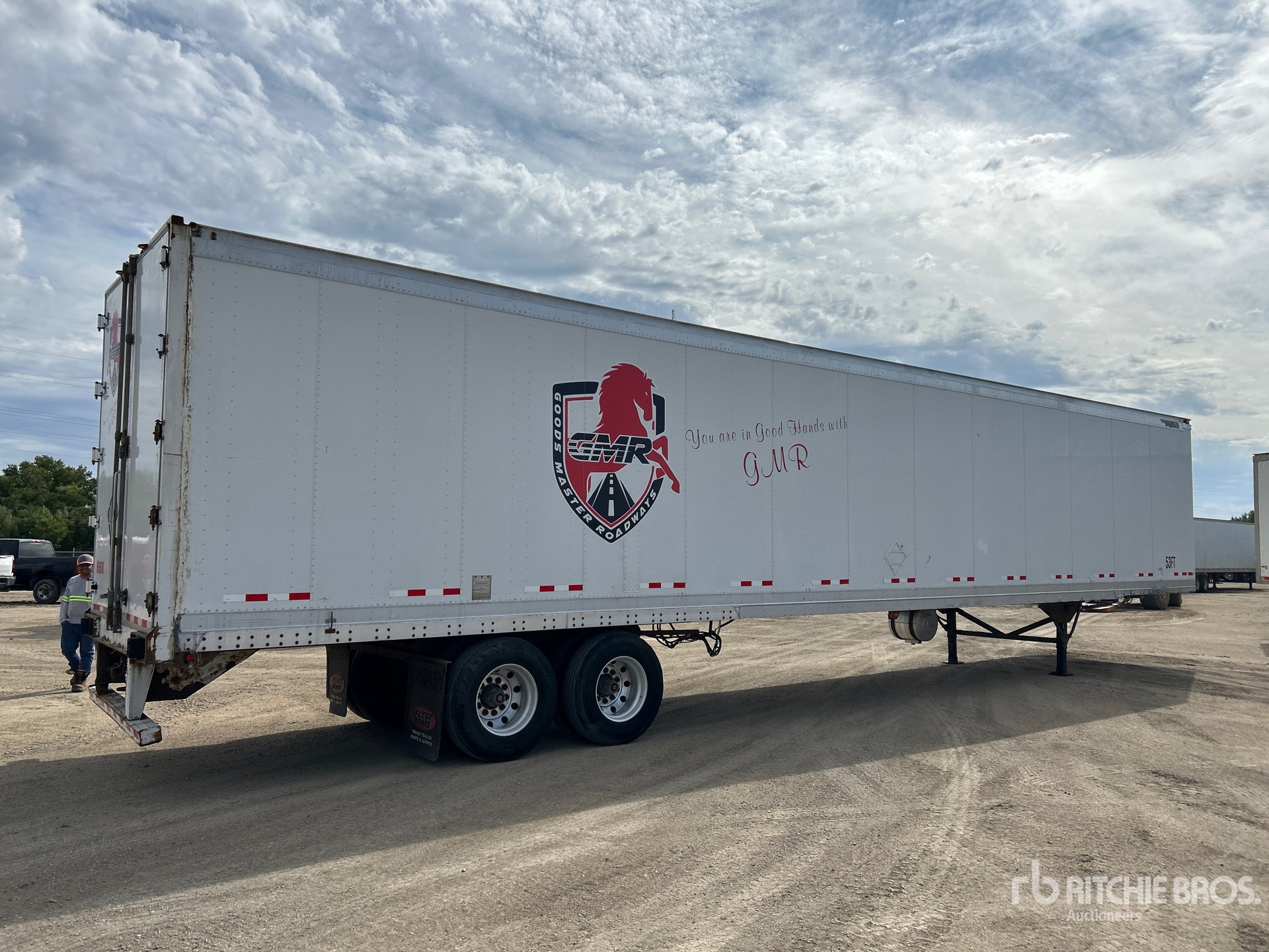 Great Dane 53 FT X 102 IN T/A HEATED