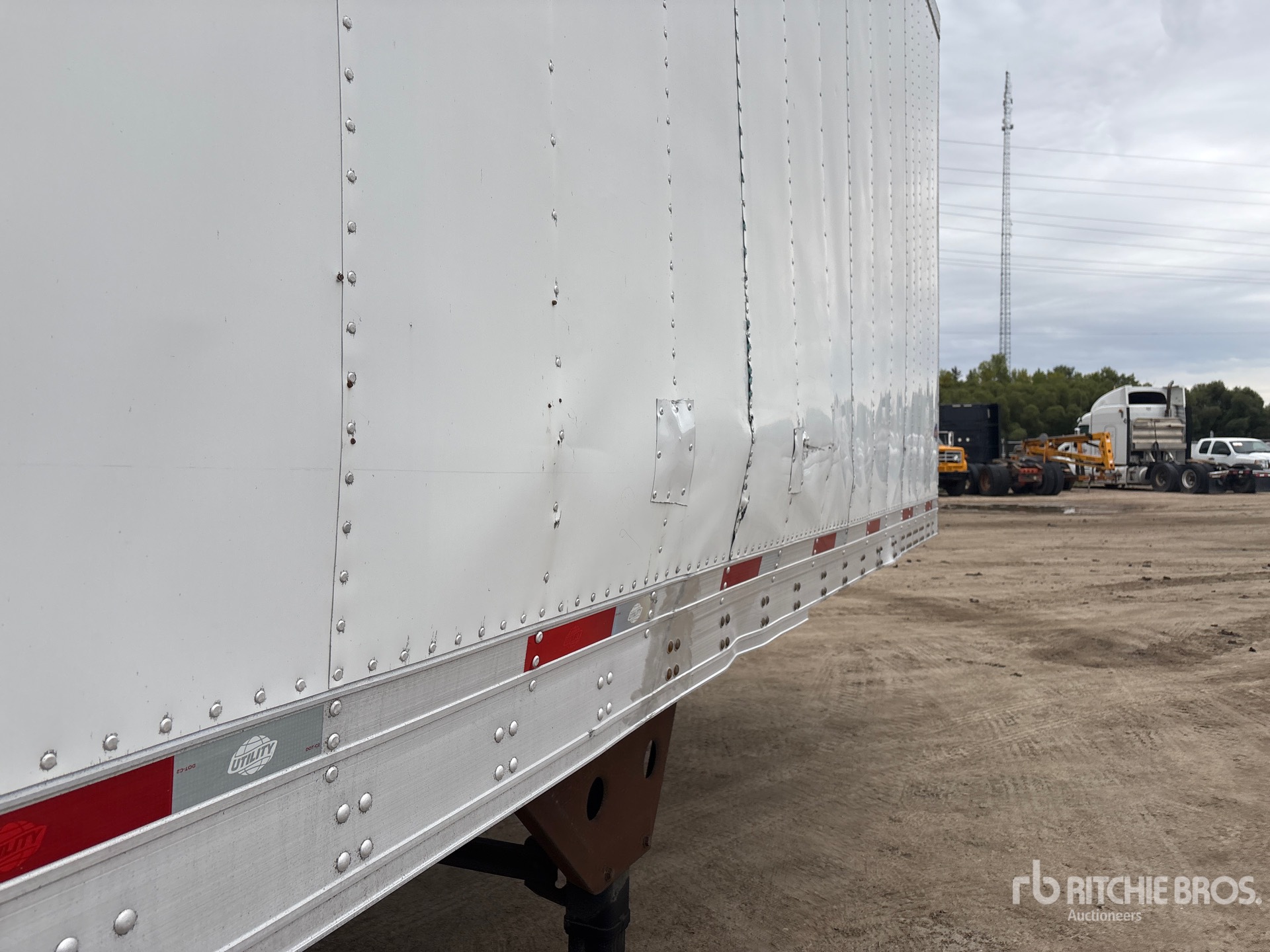 2012 Utility 53 FT X 102 IN T/A