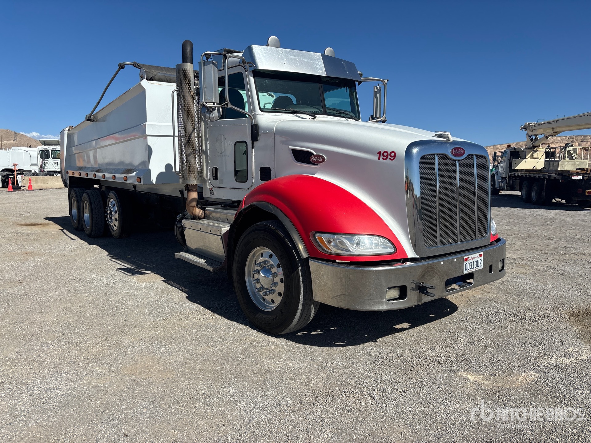 2012 Peterbilt 386