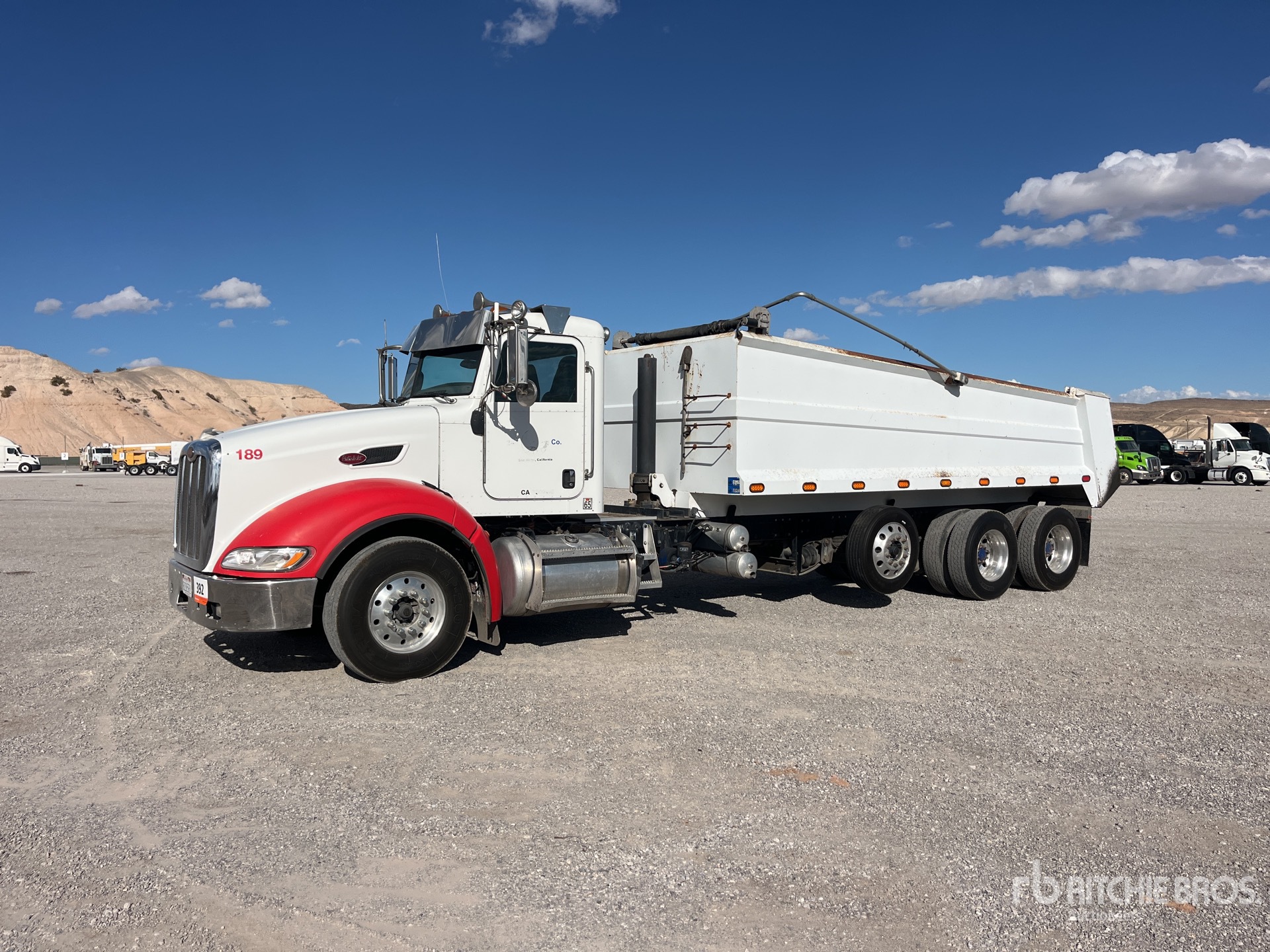 2012 Peterbilt 386