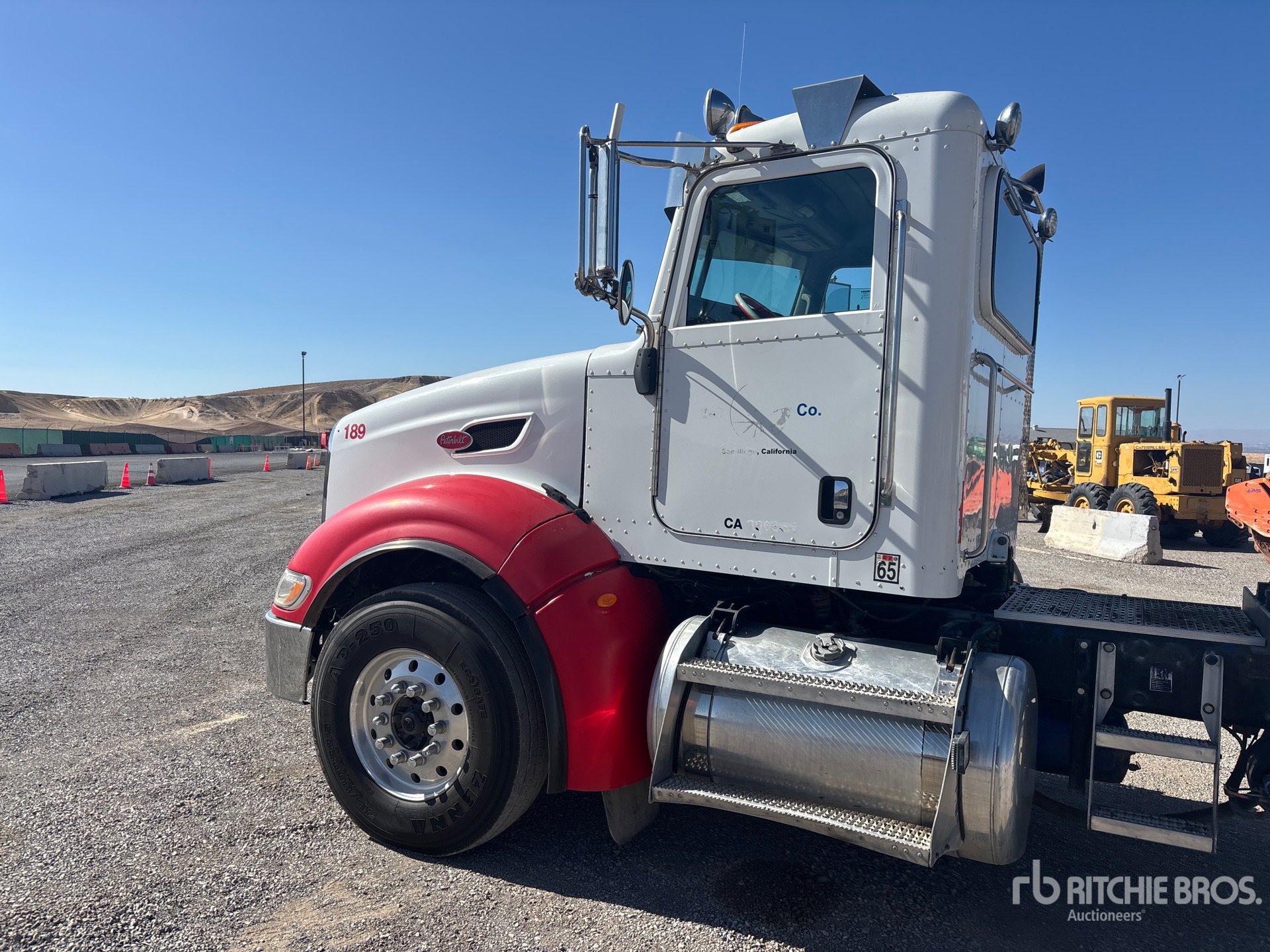 2012 Peterbilt 386