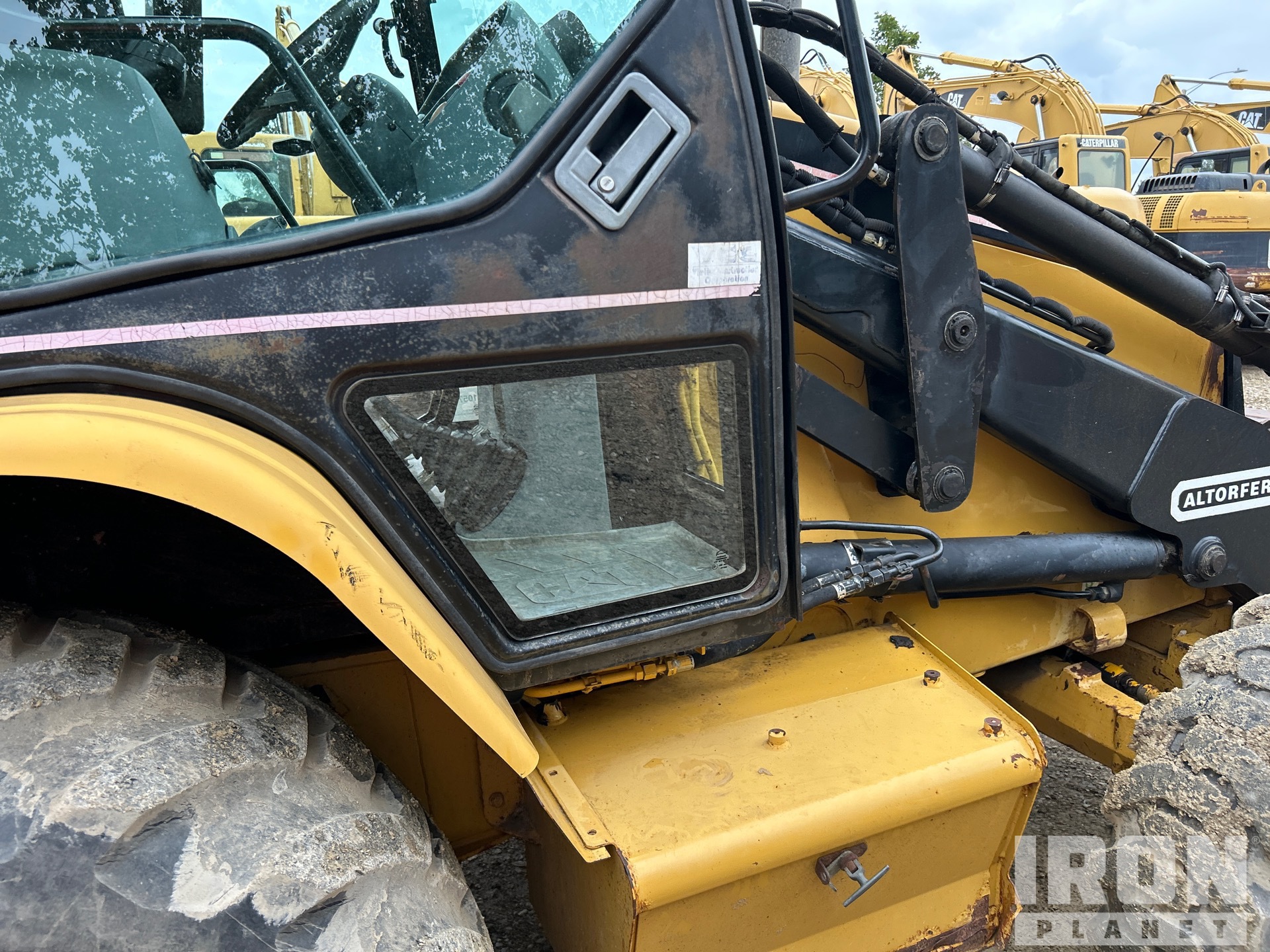 2002 Caterpillar 430D IT