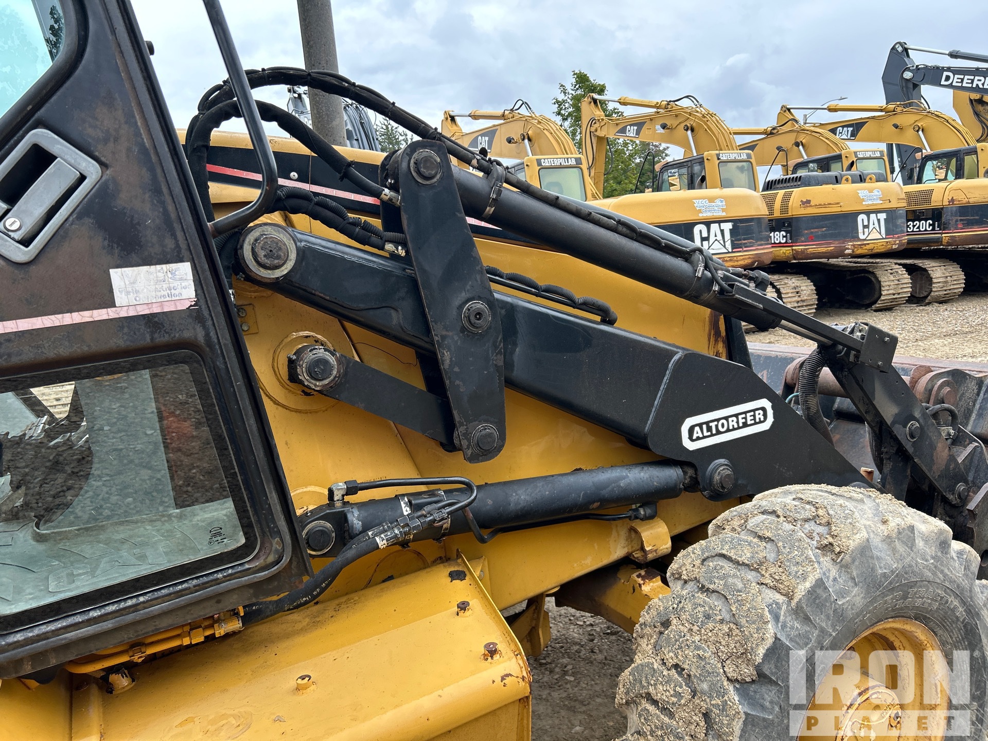 2002 Caterpillar 430D IT