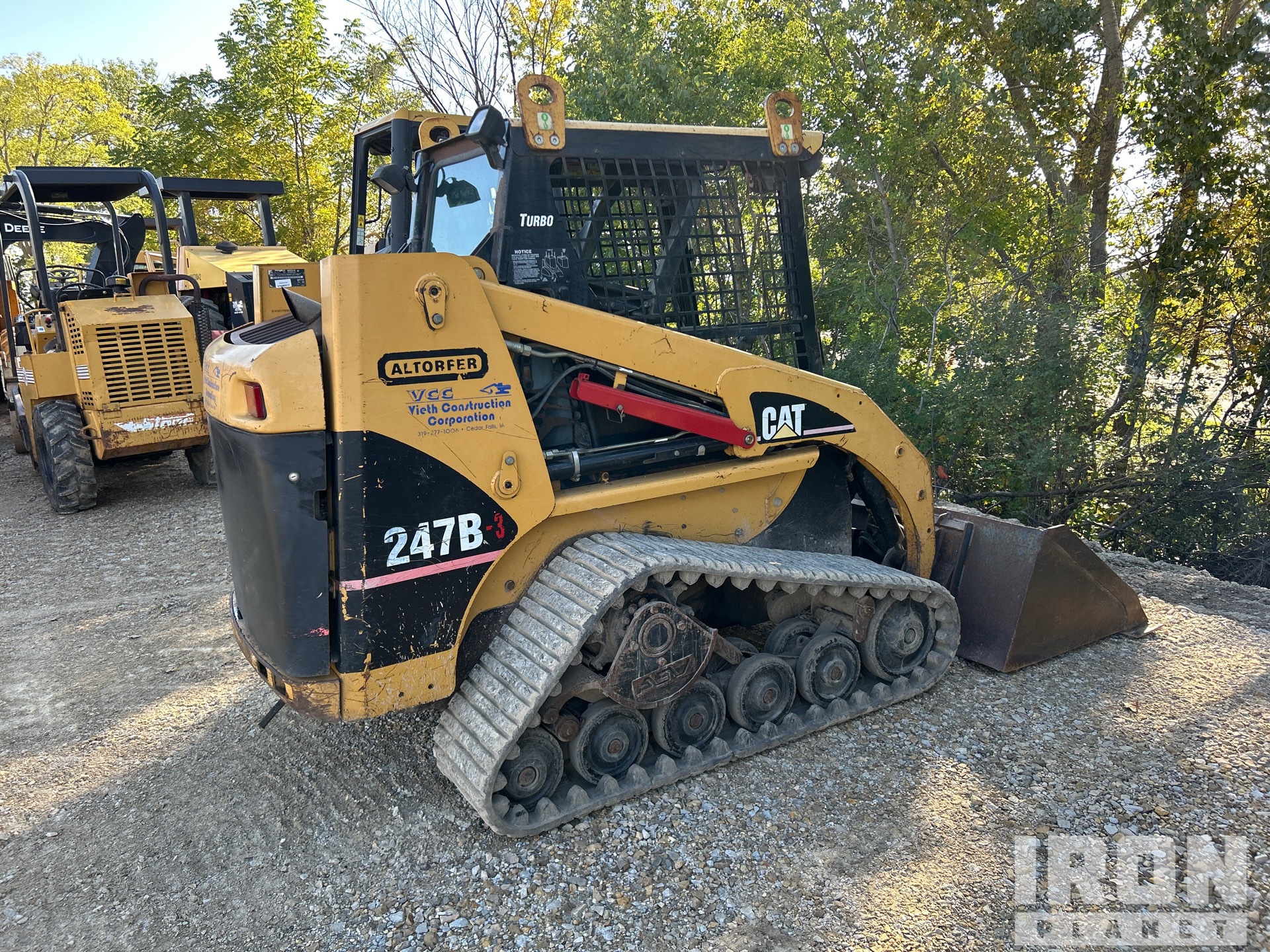 2005 Caterpillar 247B