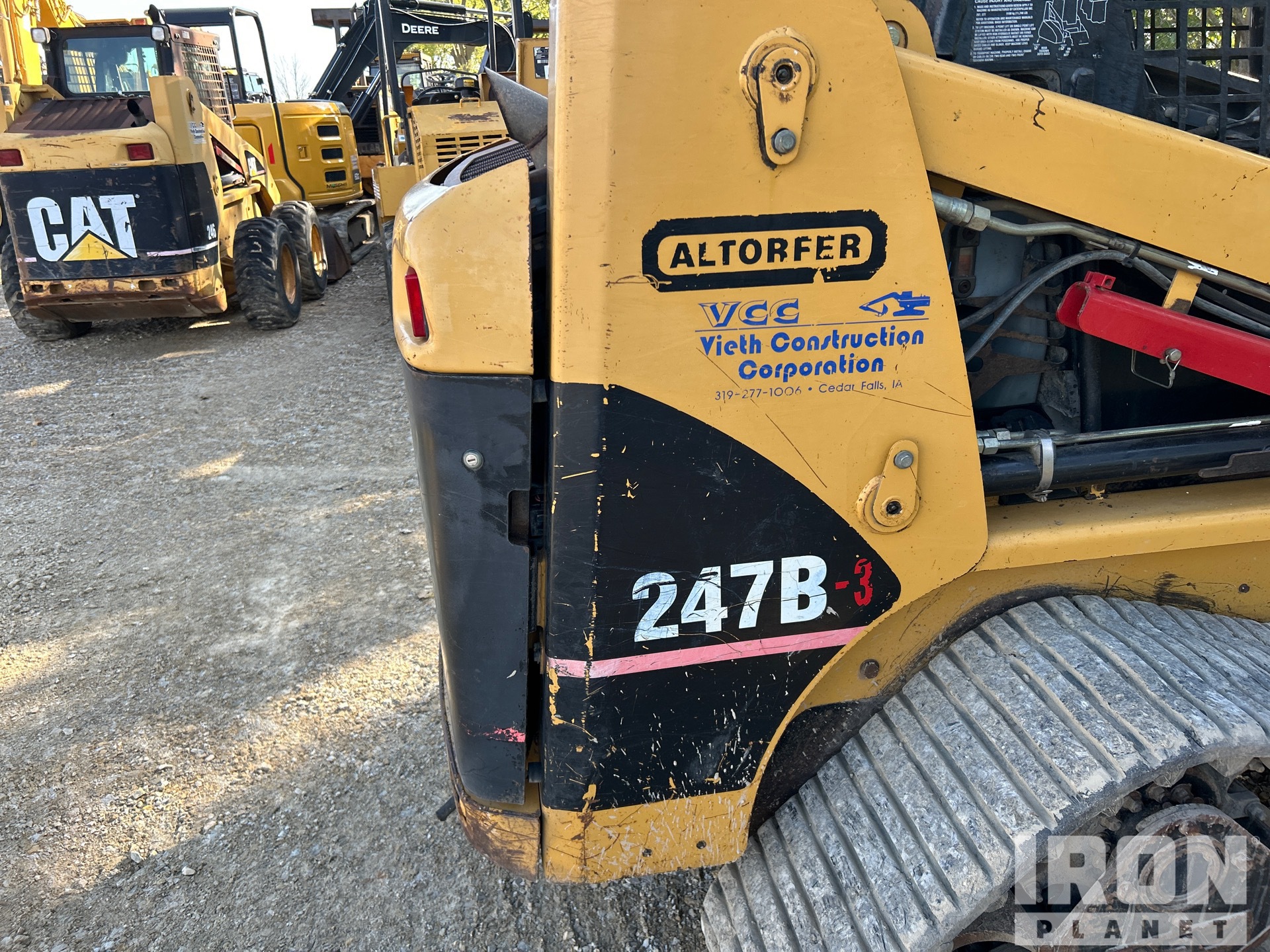 2005 Caterpillar 247B