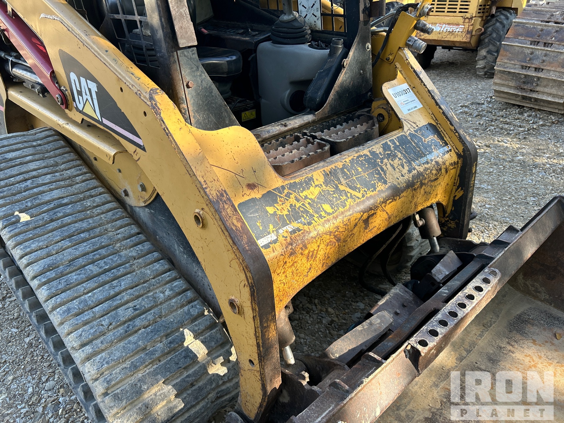 2005 Caterpillar 247B