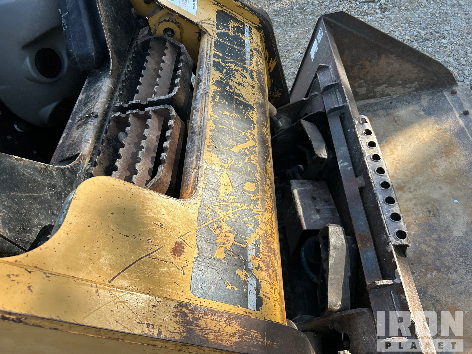 2005 Caterpillar 247B
