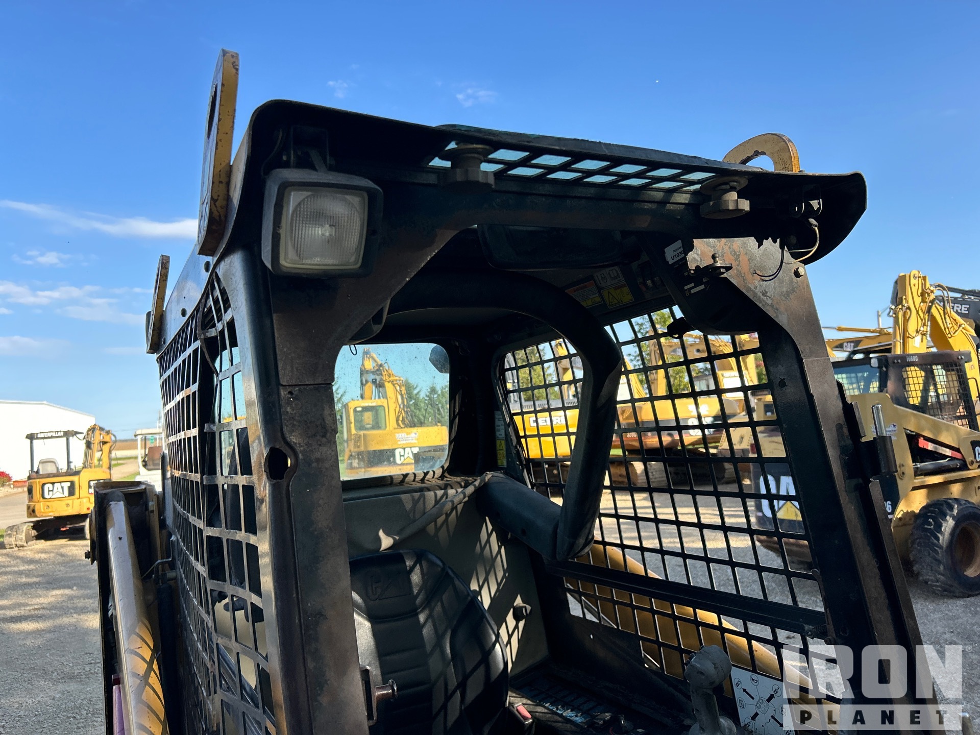 2005 Caterpillar 247B