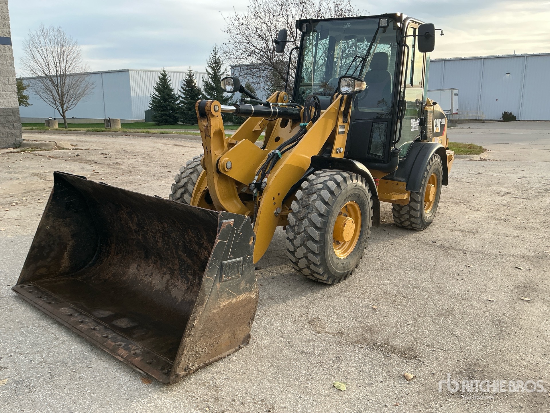 Photo of 2017 Caterpillar 906M