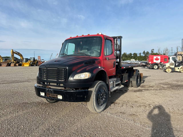 2010 Freightliner M2 106 4x2 Hooklift Truck