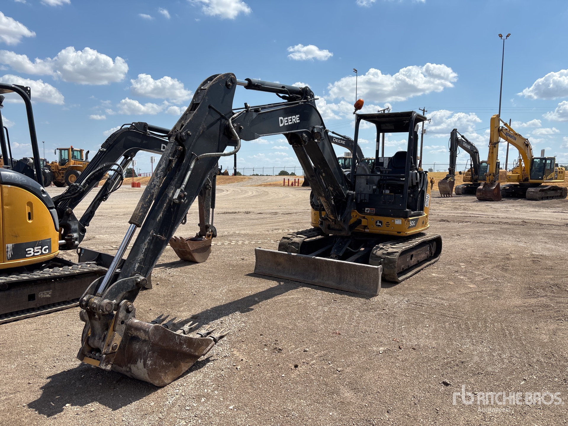 Photo of 2015 John Deere 60G