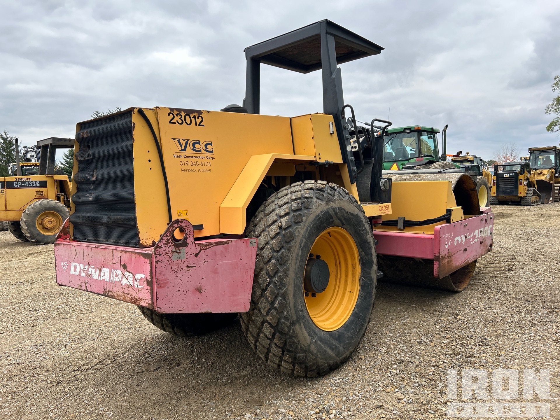 1997 Dynapac CA251A