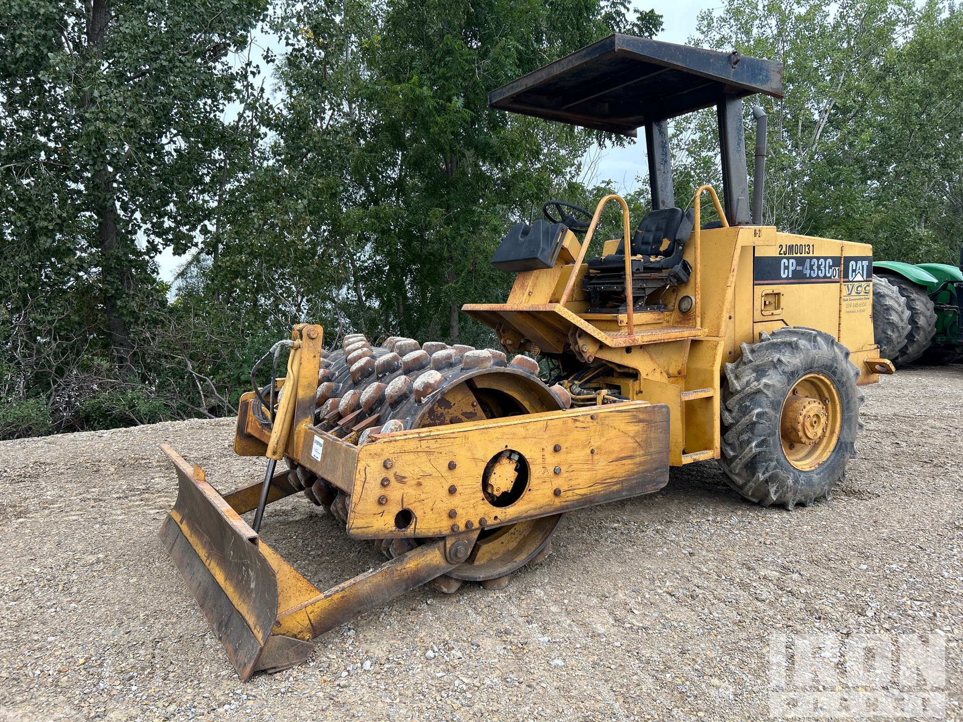 Photo of 1994 Caterpillar CP-433C