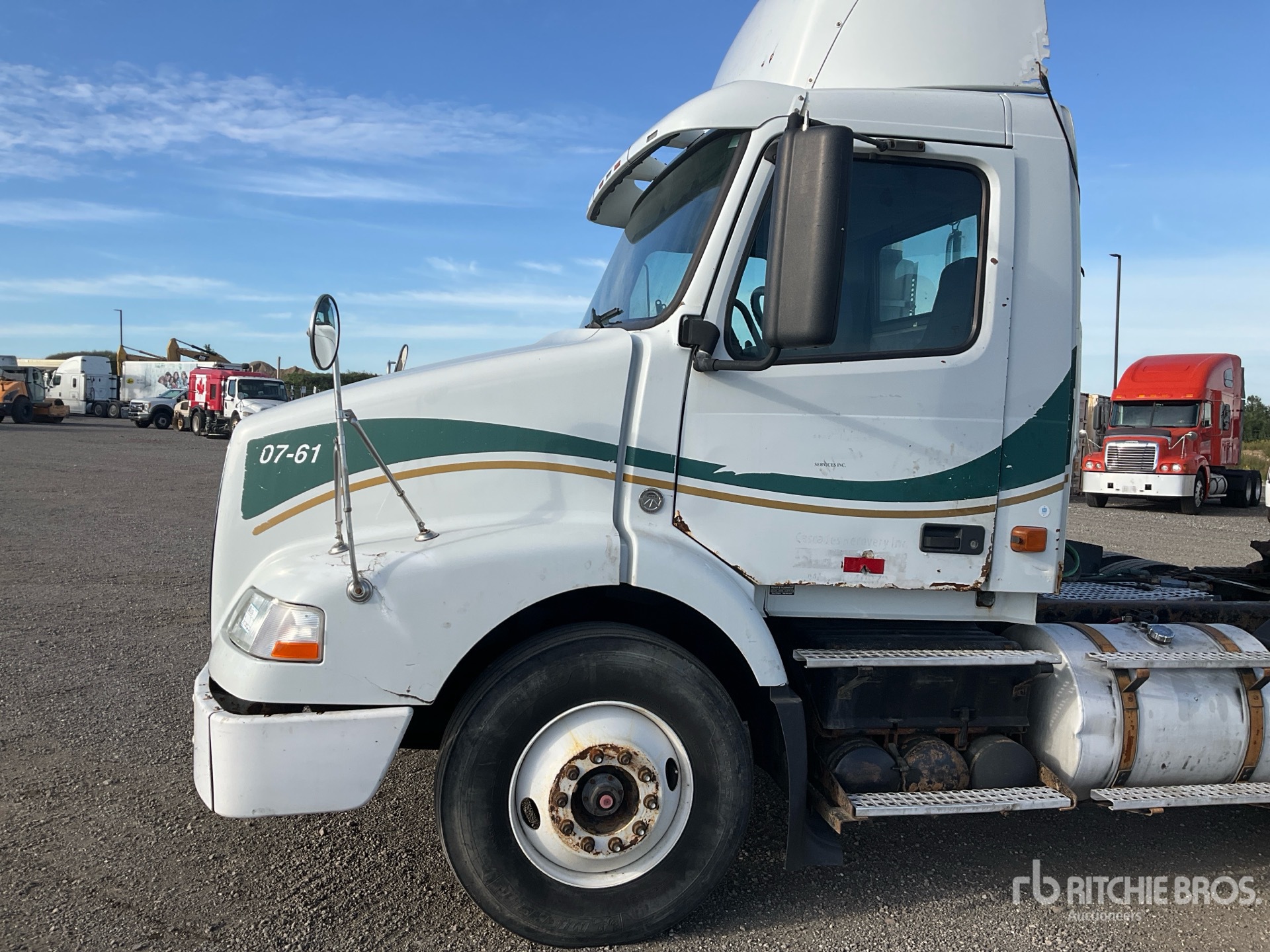2007 Volvo VNM