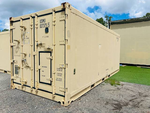 2009 20 ft Walk In Cooler Refrigerator/Freezer Storage Container
