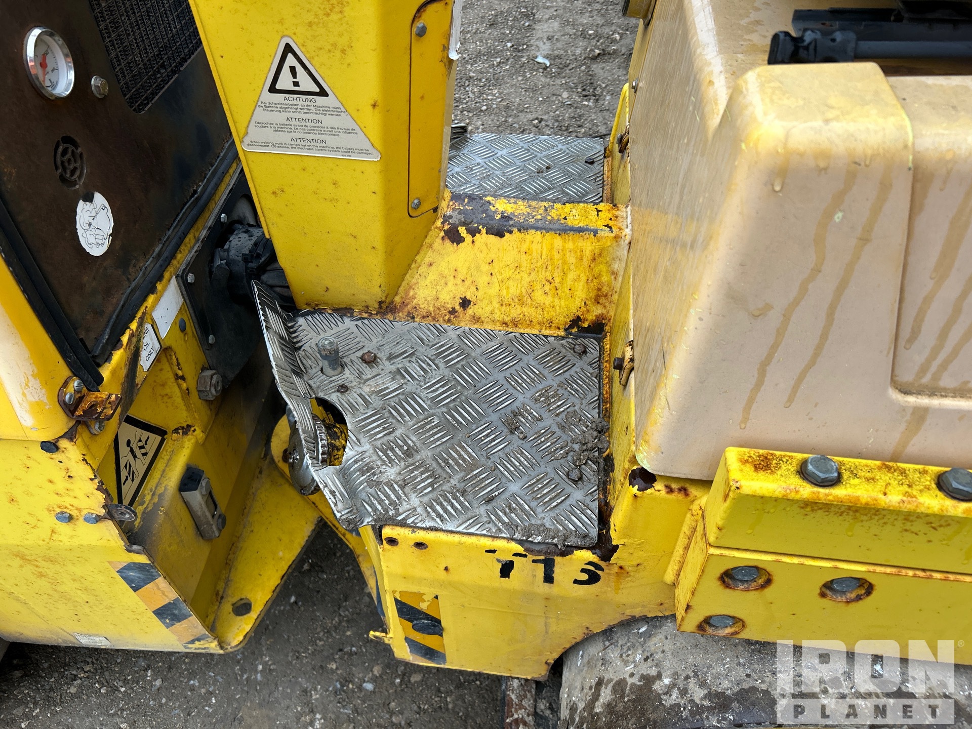 1999 Ammann T16