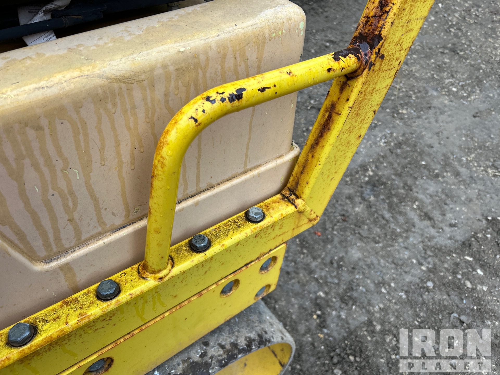 1999 Ammann T16