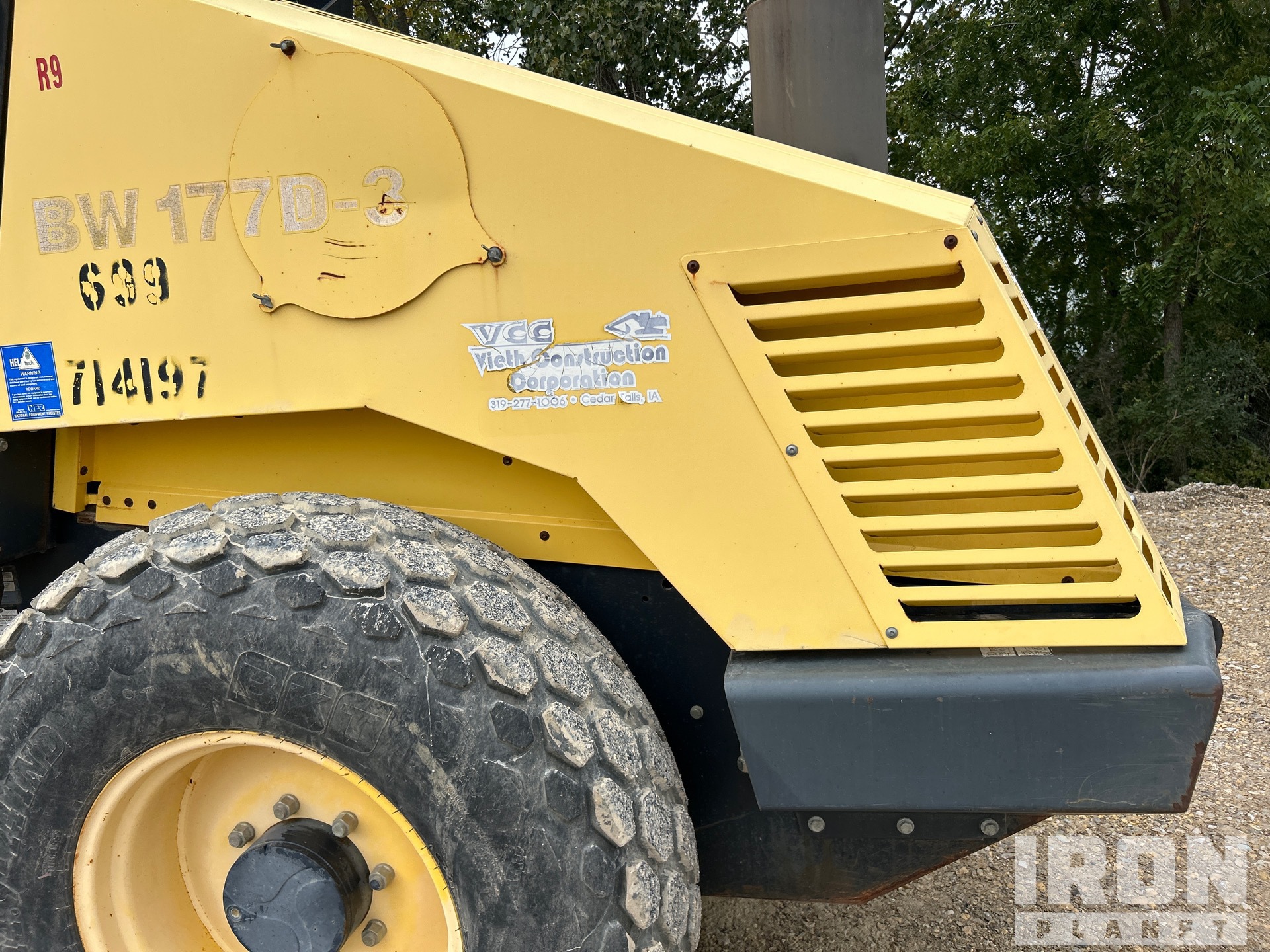 2004 Bomag BW177D-3