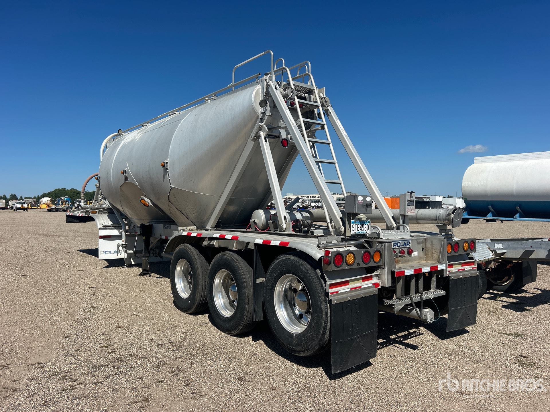 2012 Polar 840 GAL TRI/A