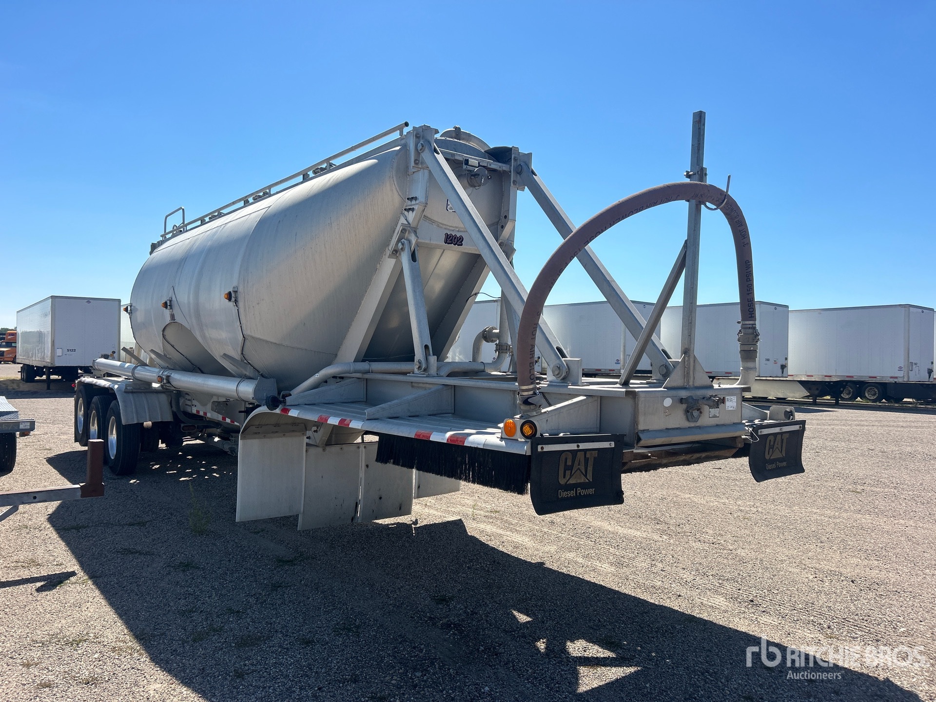 2012 Polar 840 GAL TRI/A