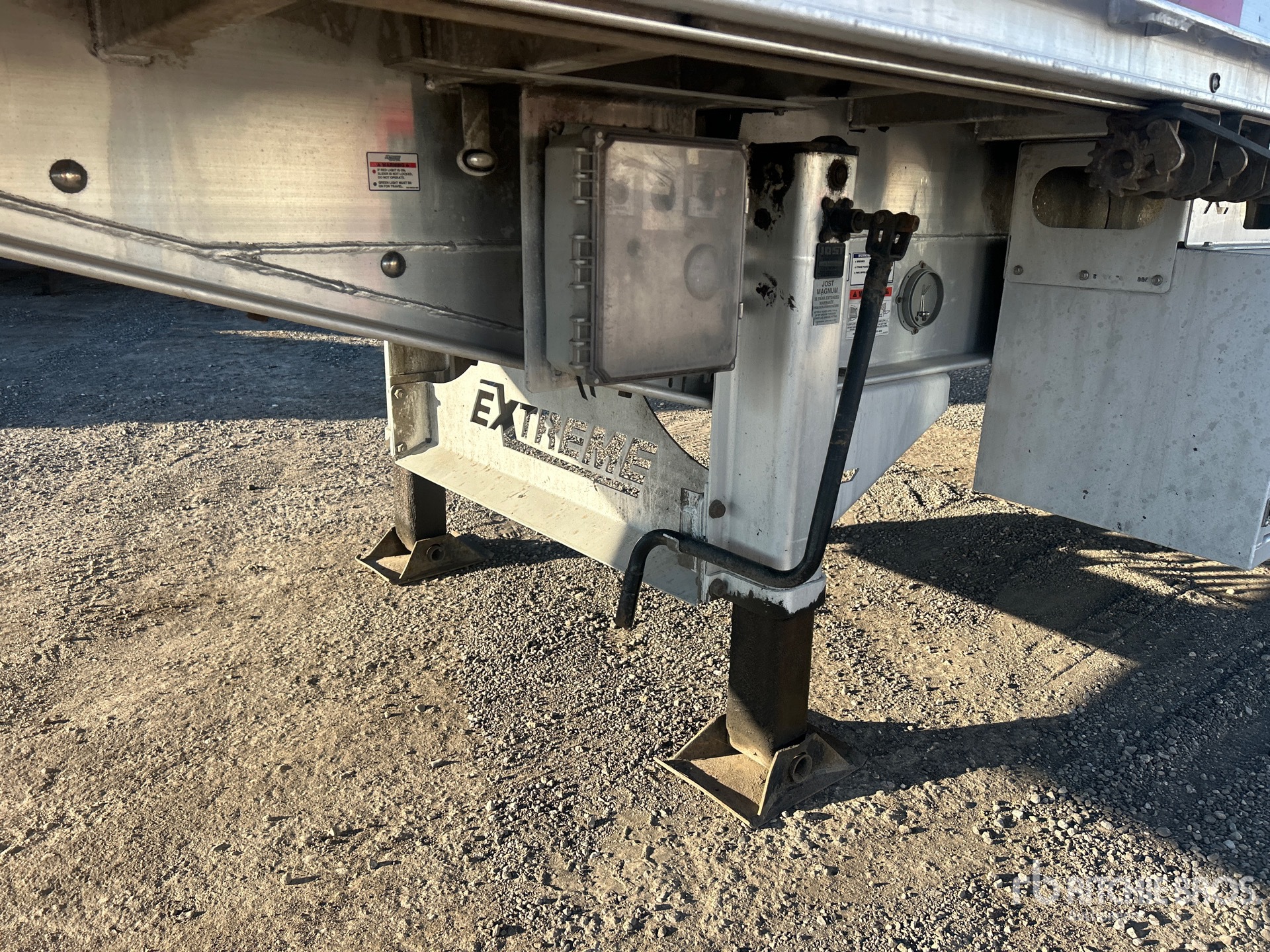 2023 Extreme 53 ft T/A Spread Axle