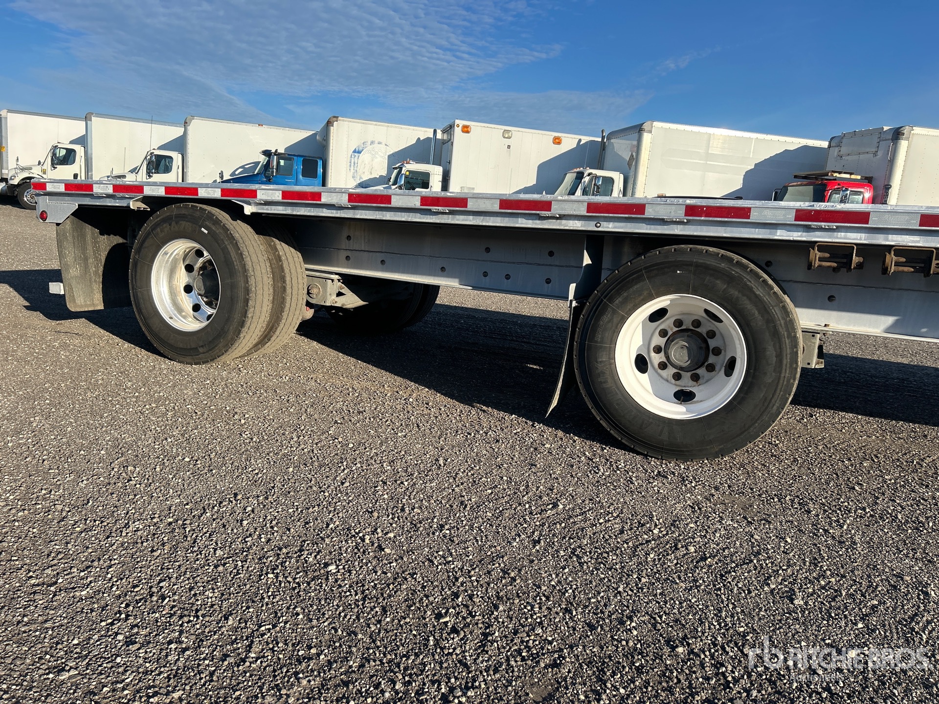 2023 Extreme 53 ft T/A Spread Axle