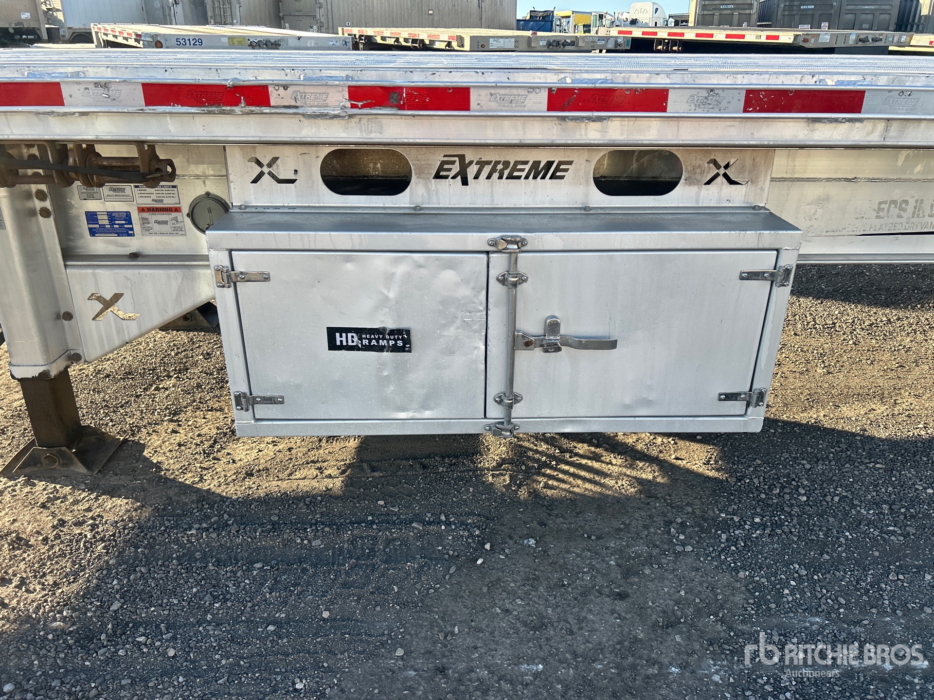 2023 Extreme 53 ft T/A Spread Axle