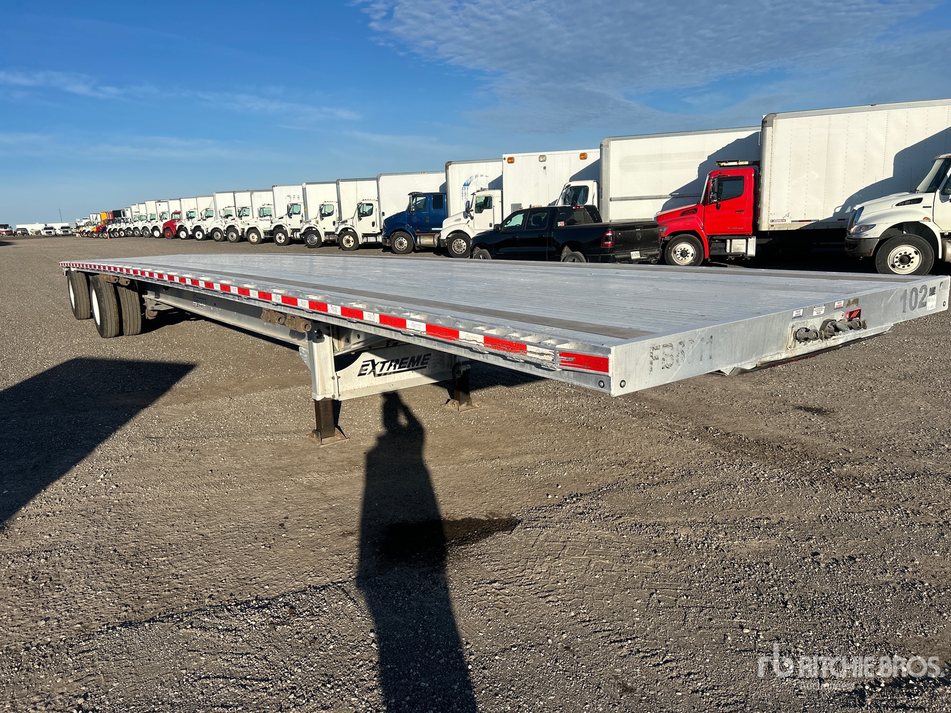 2023 Extreme 53 ft T/A Spread Axle
