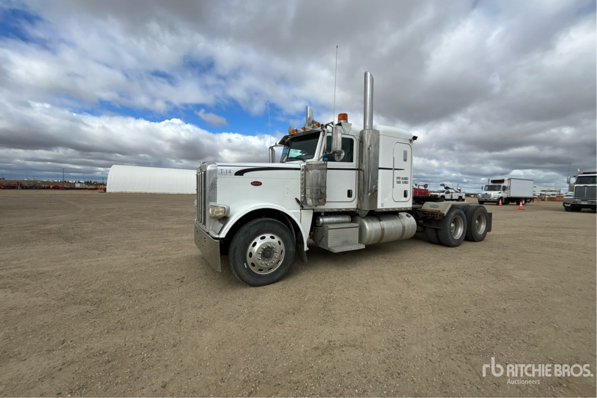 2014 Peterbilt 388