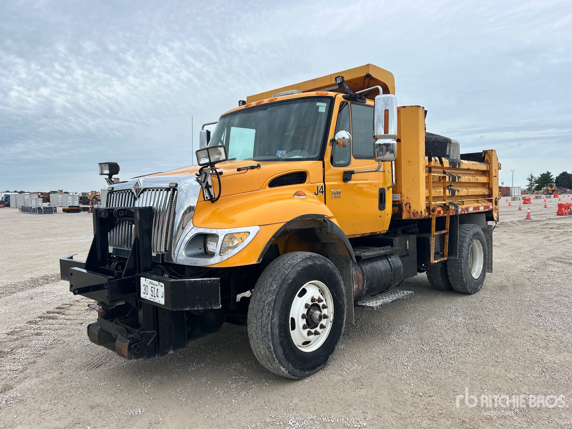 2003 International 7400